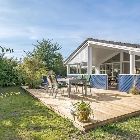 Ion - 250m From The Sea By Interhome